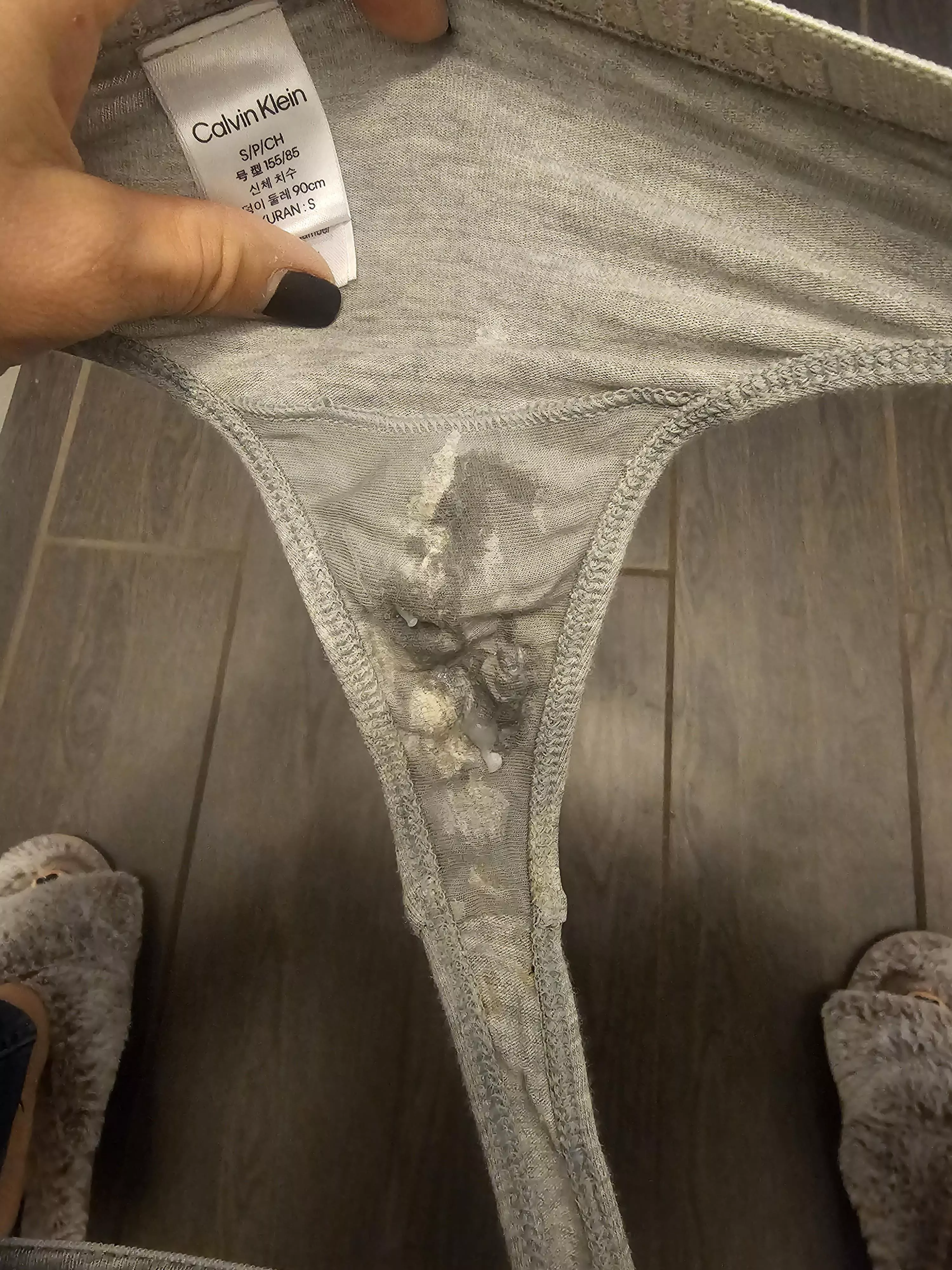 2 days of wear plus lots of ovulation. 🤤 Who's licking these clean?