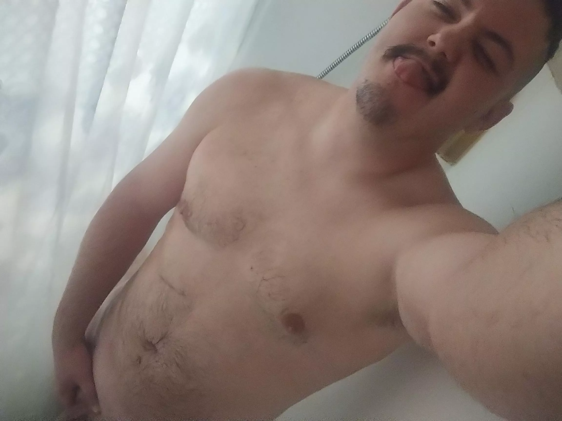 (28) Am I doing this right?