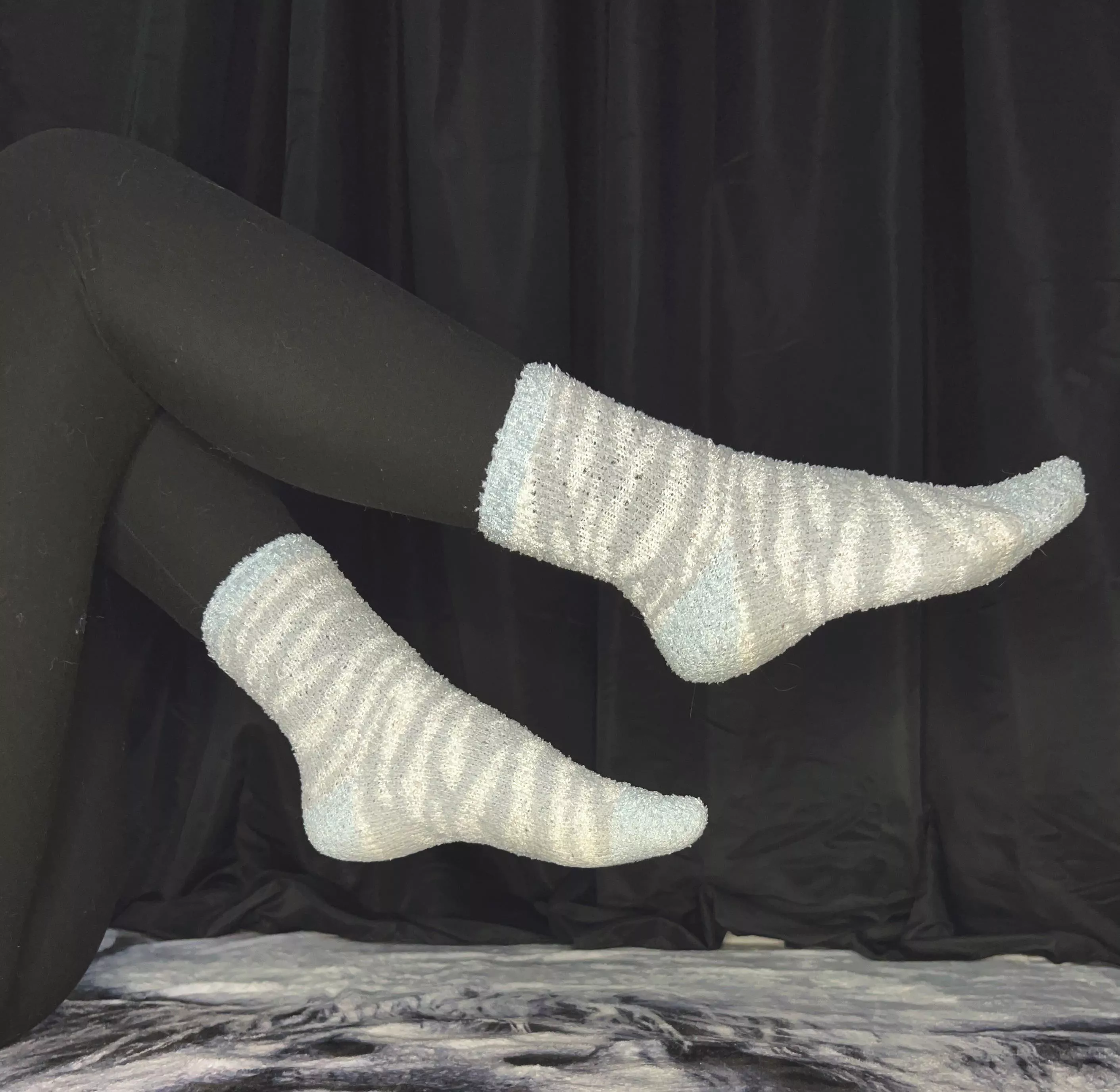 A Nice & Sweaty Surprise Is Waiting For You Underneath 🦶🏼👅