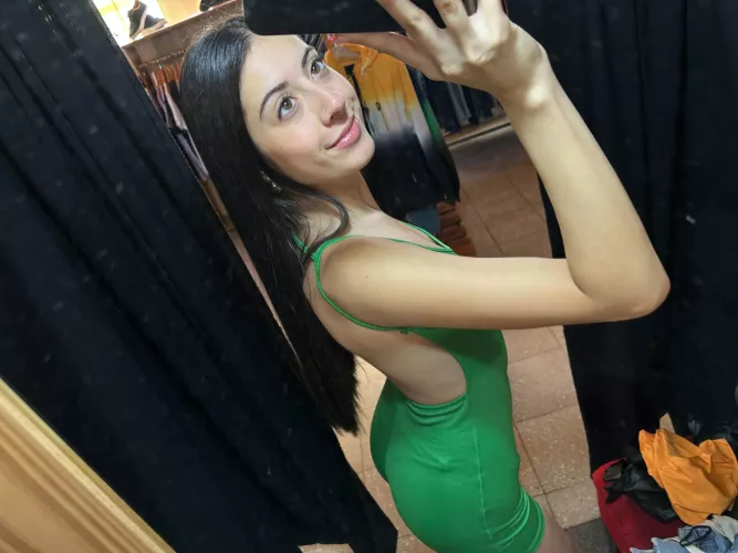 Can I send you cute mirror selfies each Sunday?