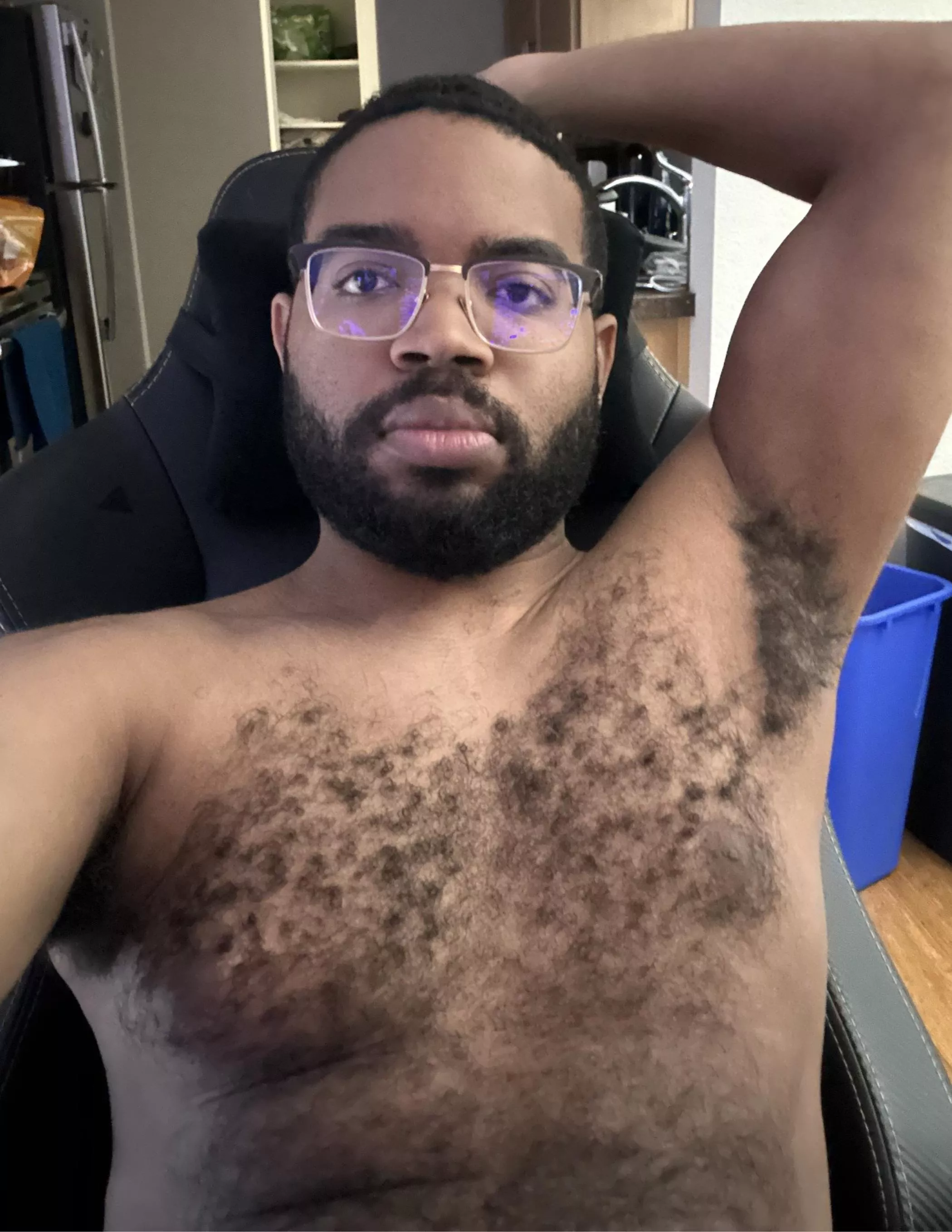 Come worship daddy’s armpits