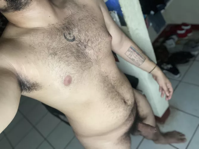 Could you take a look at the content from this boy? https://fans.ly/LatinJC2001