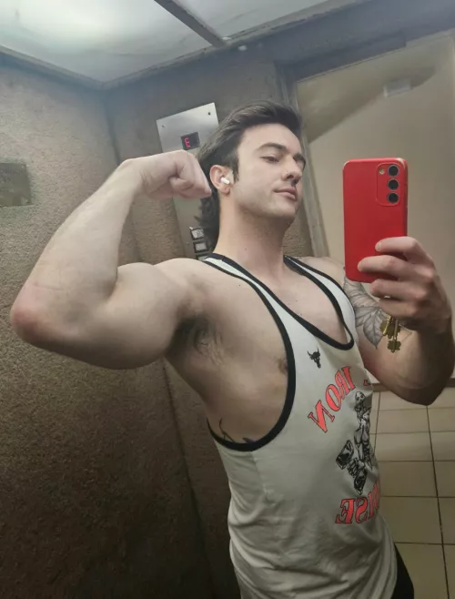 Do you want some muscle with that sniff?