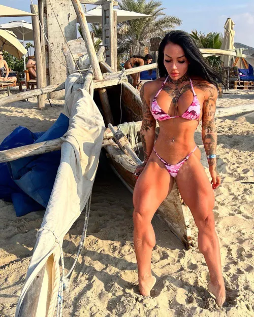 ever seen a muscled fucktoy?