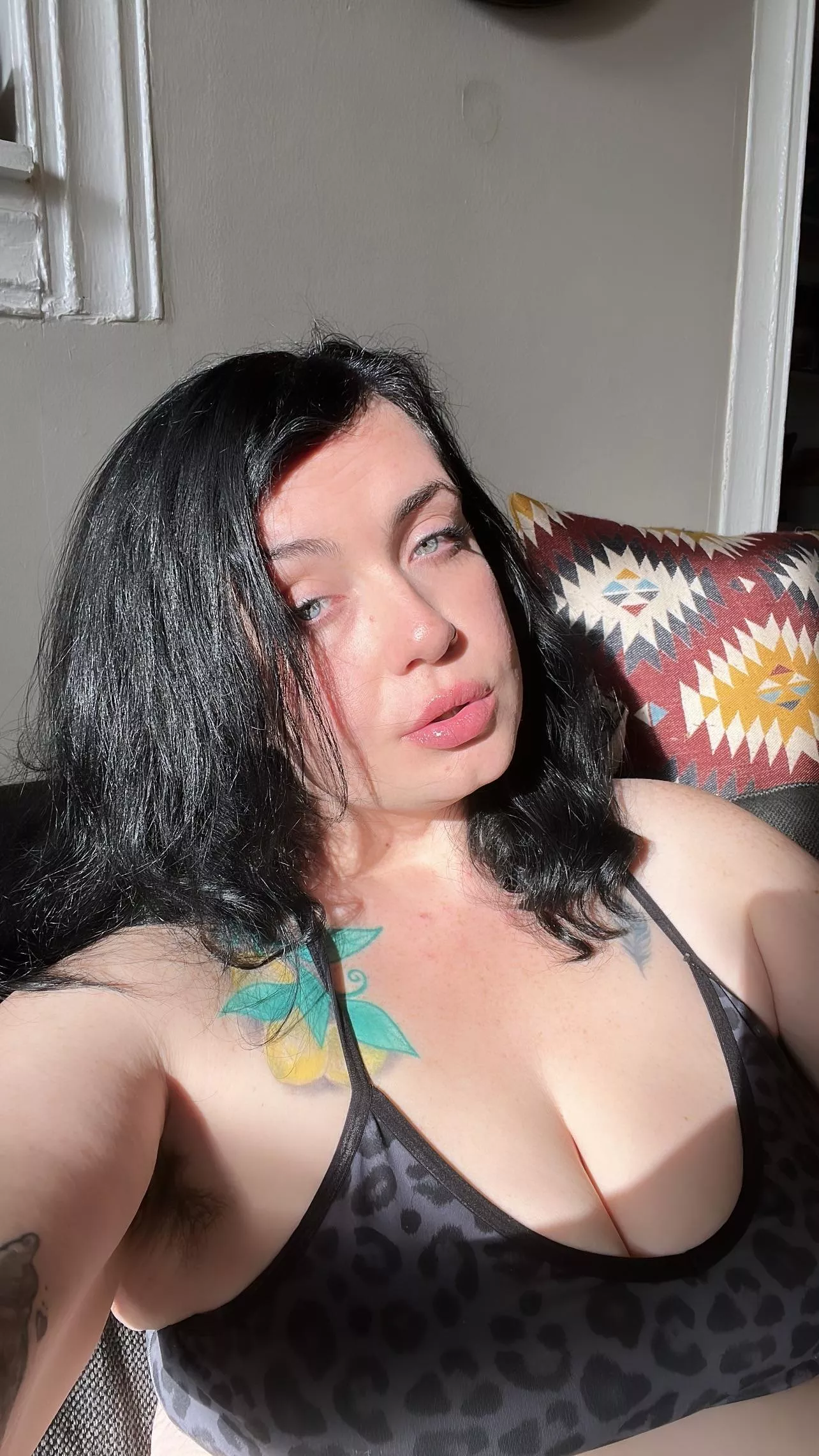 good morning✨who's taking me lingerie shopping today?