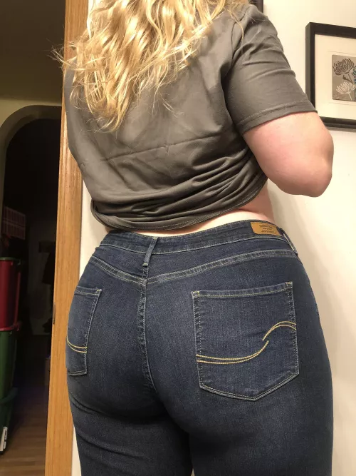 Honestly I think this is my favorite picture of my ass like ever 🍑