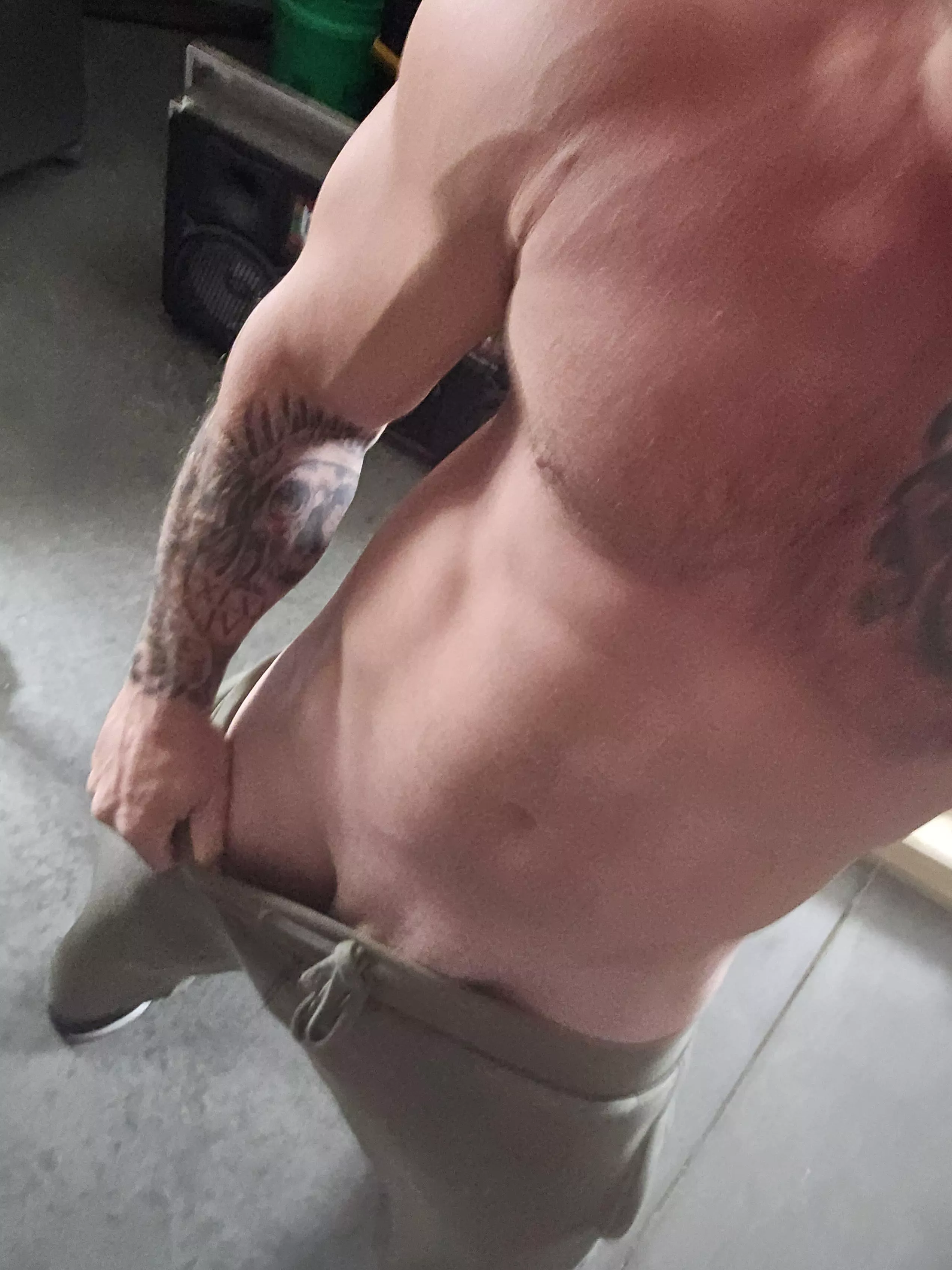 Hot workout 🥵 Cold garage 🥶