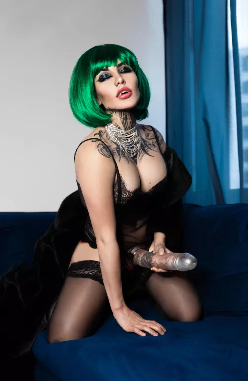 I want to fill your pretty face with cum