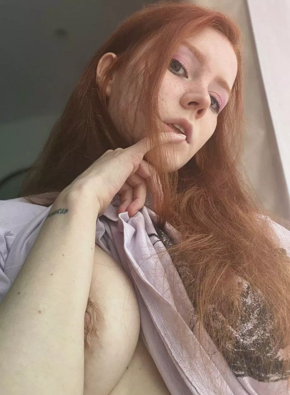 I wish men still enjoy petite girls like me