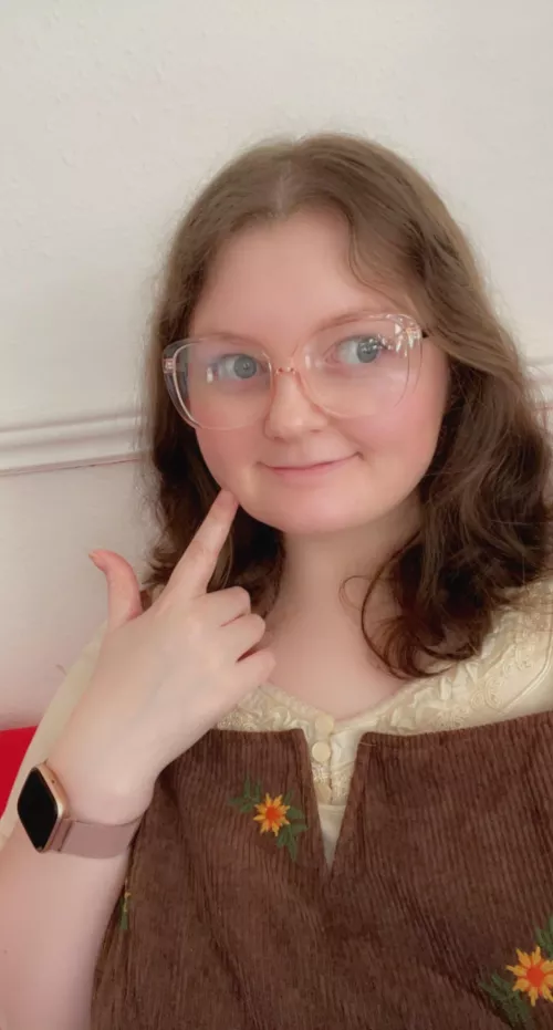 my fave glasses ever,, i need a second pair lol