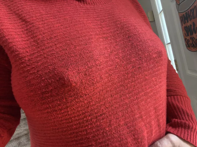 Sweater swinging high and tight