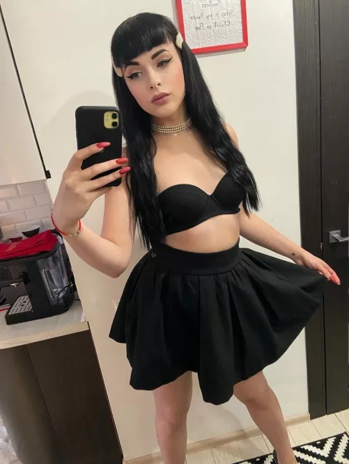 Whisper your most secret fantasies in my ear