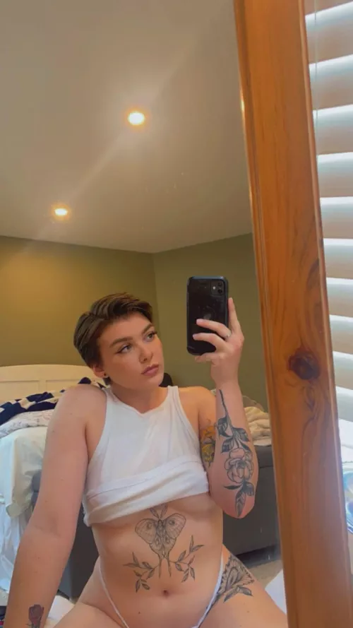 Your favourite short haired sl*t 🤭