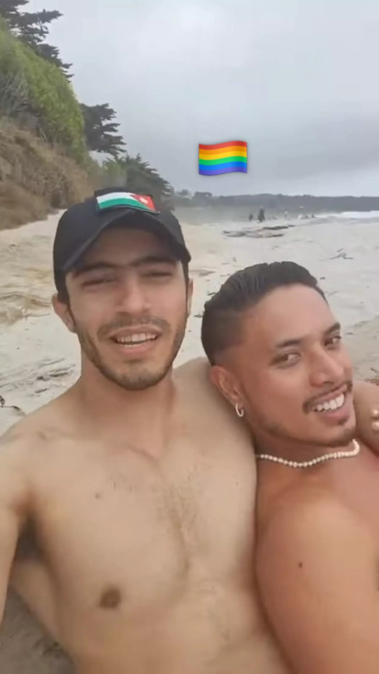 🏳️‍🌈🏳️‍🌈🏳️‍🌈