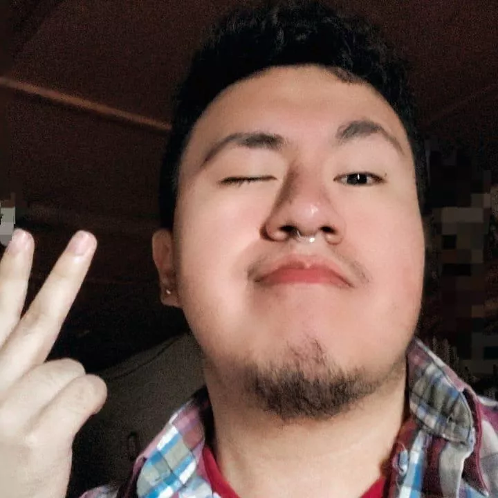 23 Latino for gaming buds (I only have pc but can crossplay)