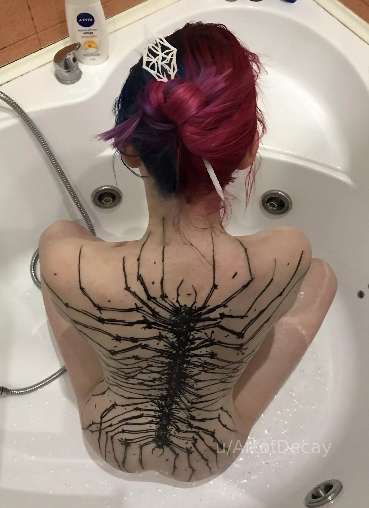 Centipede Style body paint