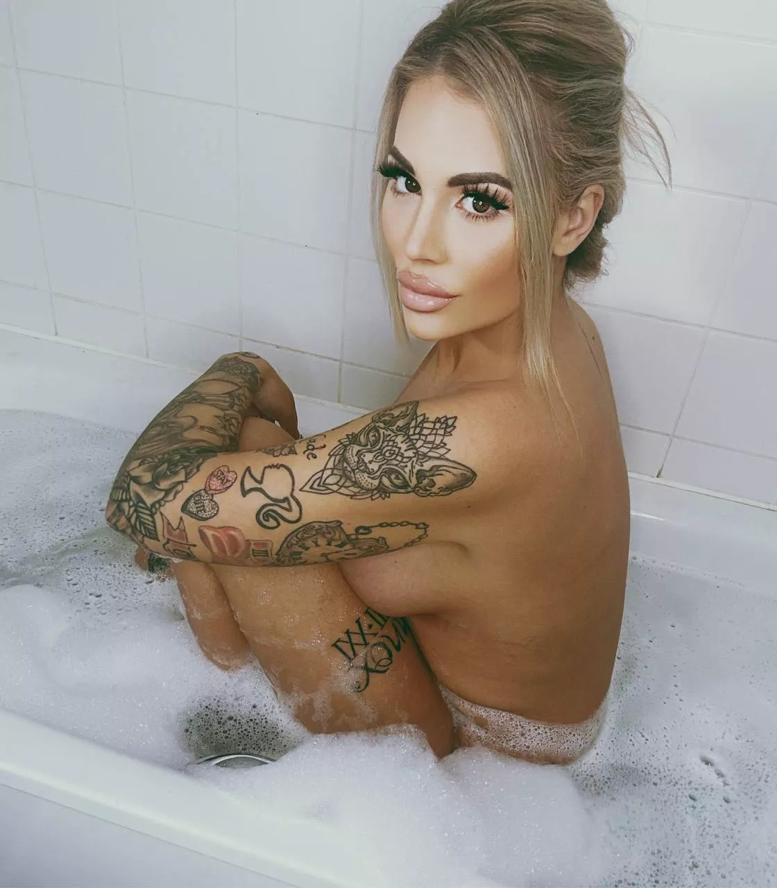 Do you prefer your blondes innocent or slutty?