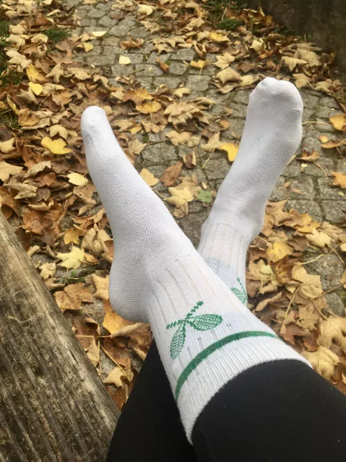 Gosh, those socks are way to hot 🥵
