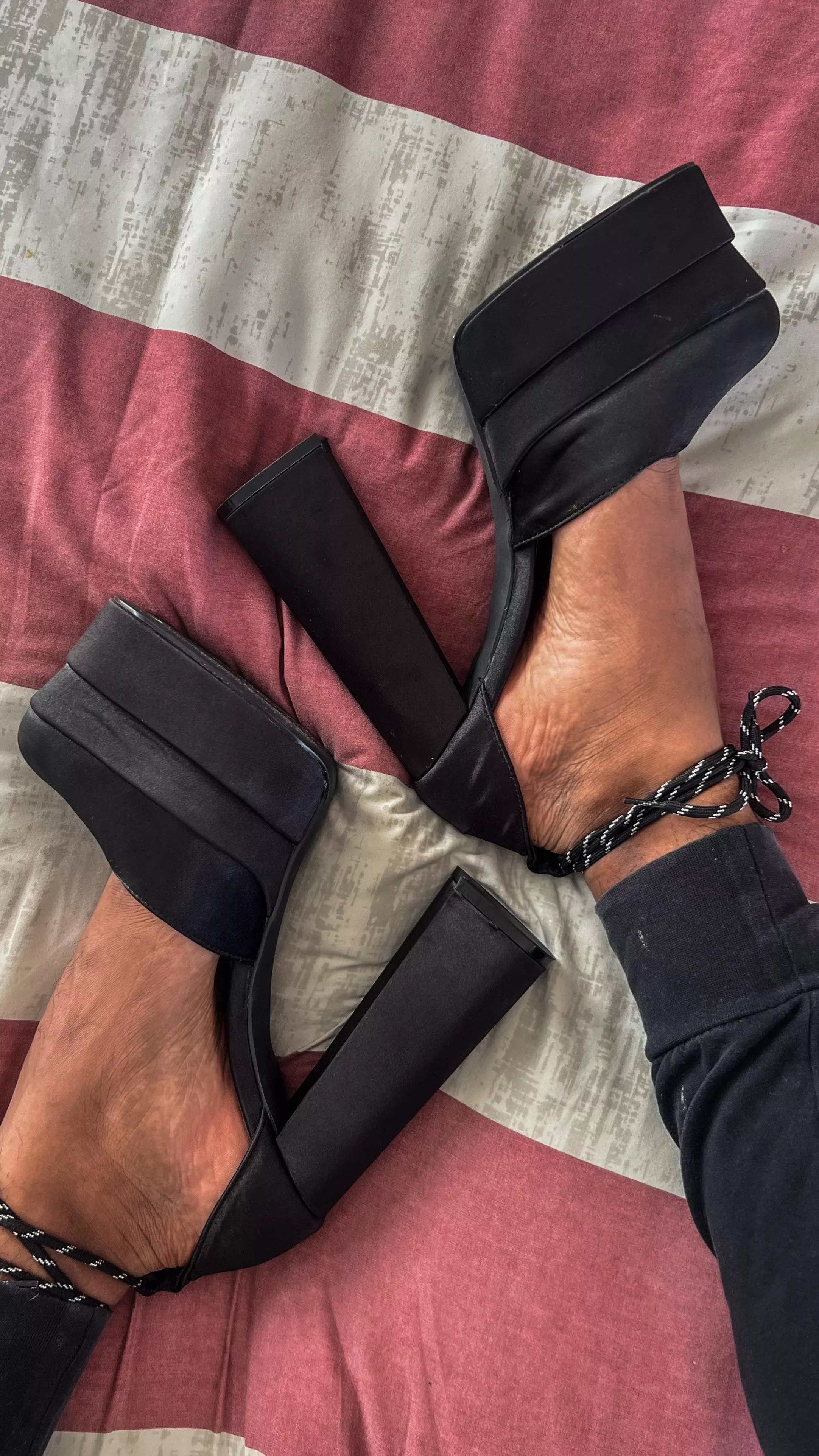 Hello Gorgeous 🖤🖤🖤 [m]