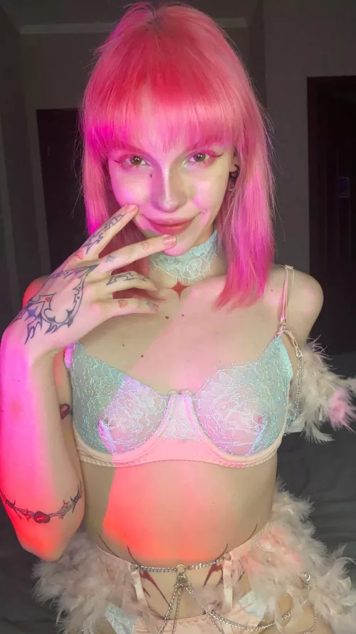 I bet you can't go five minutes without jerking off next to me