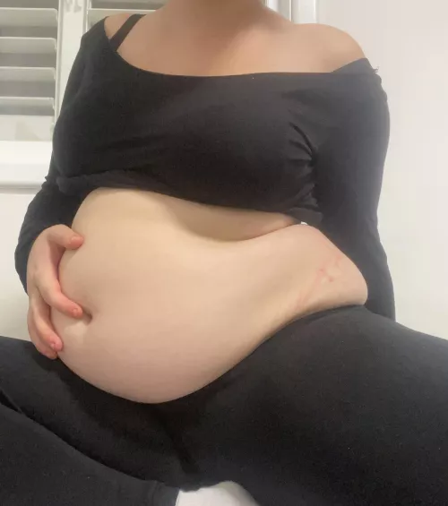 I got a little holiday belly 🐽😳