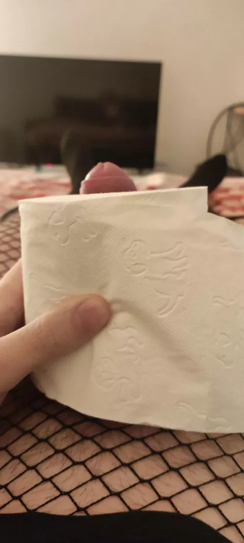 I got punished... Everyone bigger than me must leave an upvote, and I have to spank myself 20 times for each one. Have mercy 😖