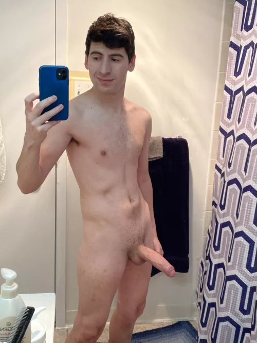 Just turned 30! Not a young twink anymore, but still lookin pretty decent I think 😜