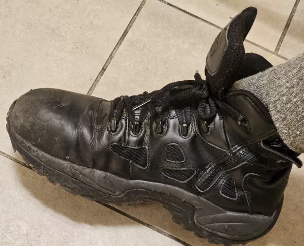 Keep tounge from popping out.