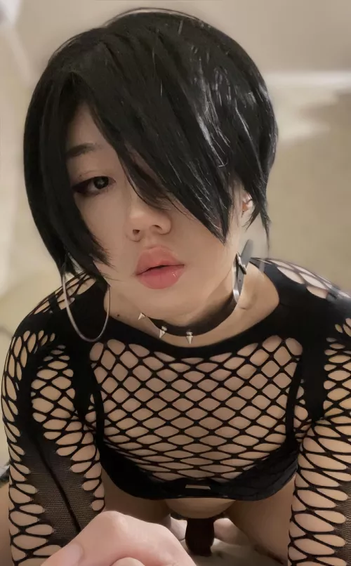 Let’s have a staring contest