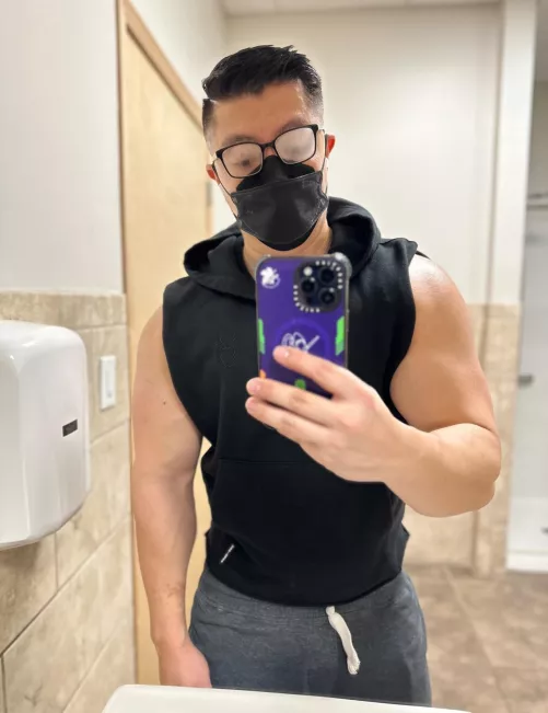 Love when I fog up my glasses 🙃