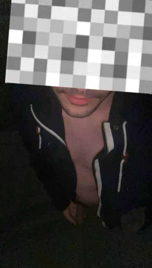 M19 got told to be nude outside🙇🏻‍♂️👀