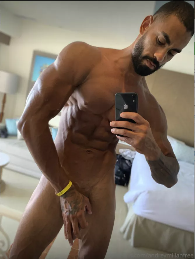 Made some sexy content today 😈