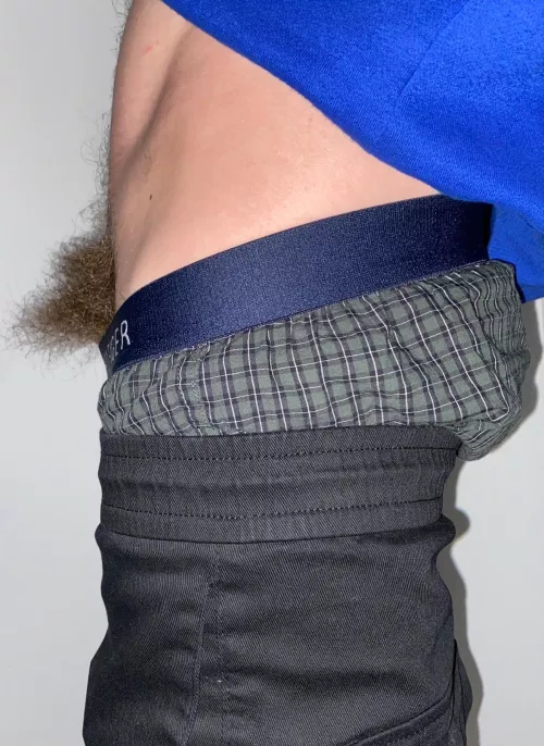 my hair never fits into my pants Dm