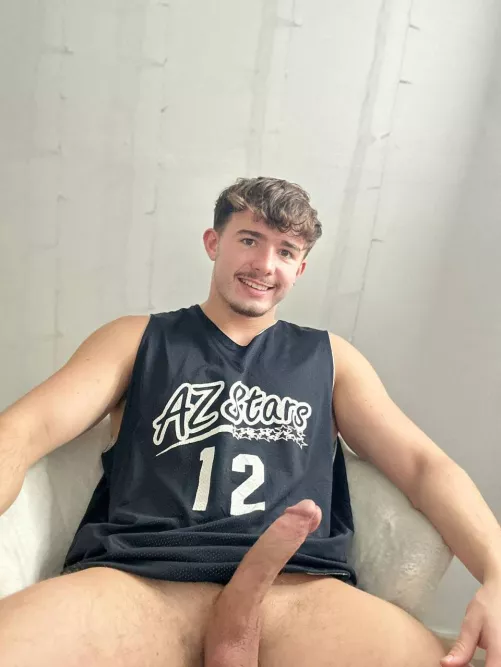 My thick friend needs a thick throat