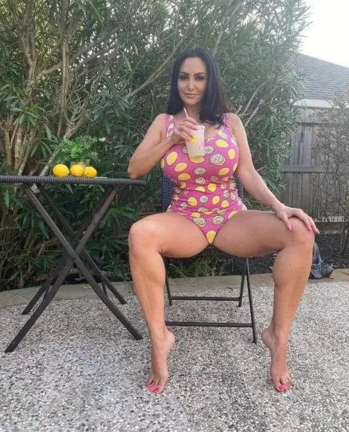 One piece MILF