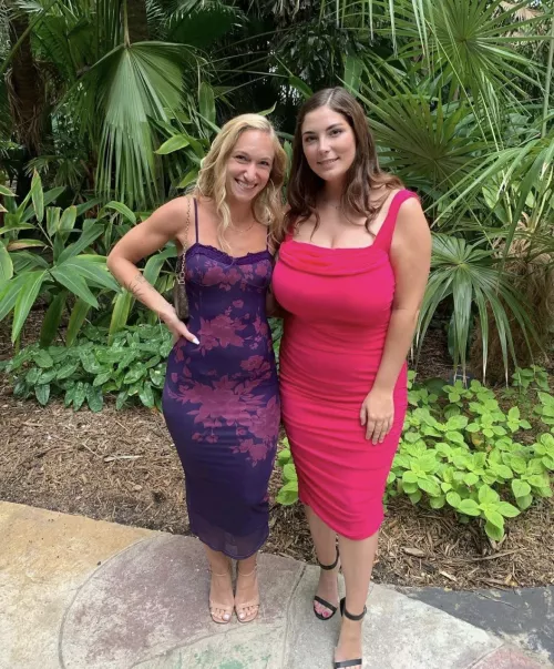 Outshining her friend