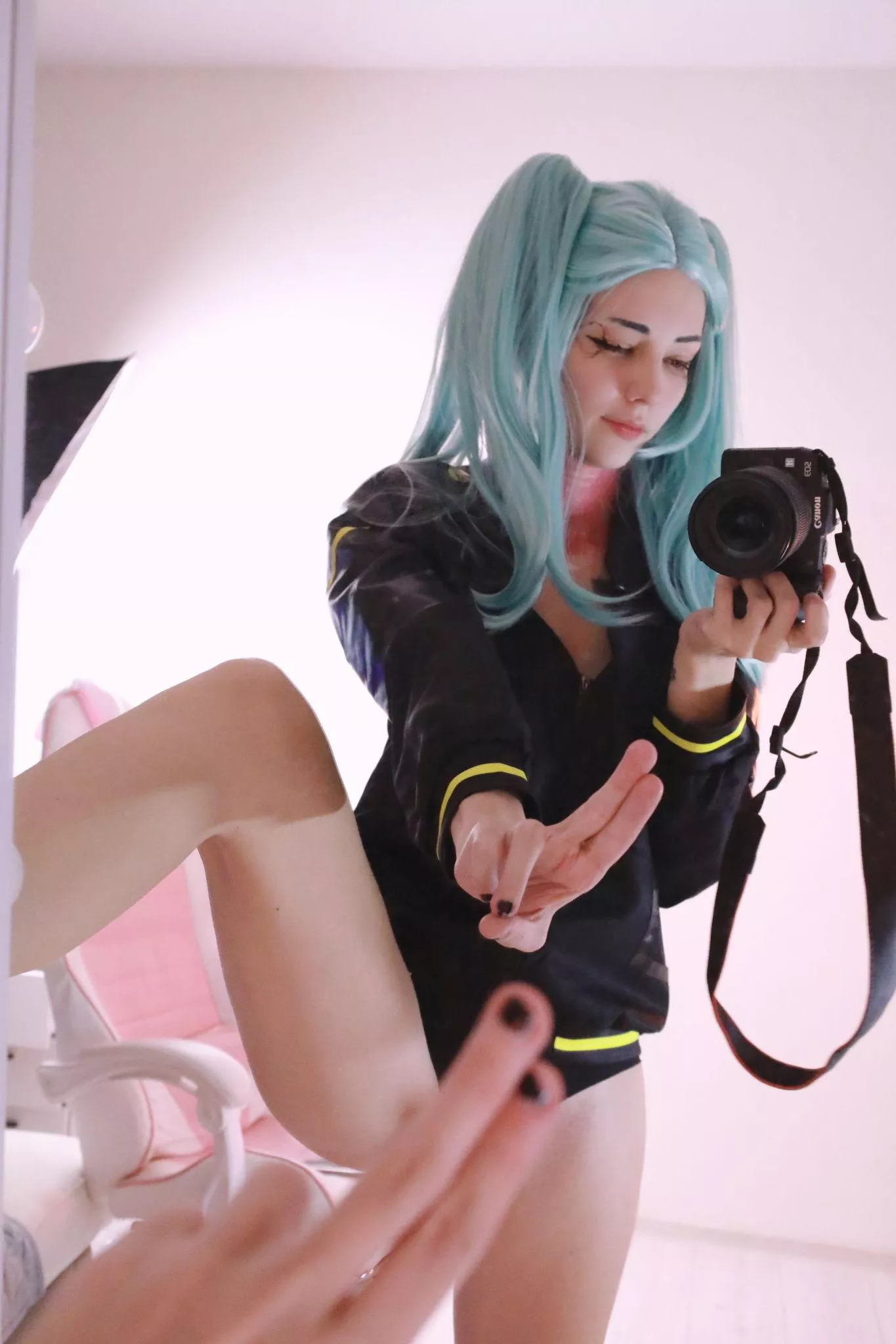 Rebecca [Cyberpunk] by (astela_chan)