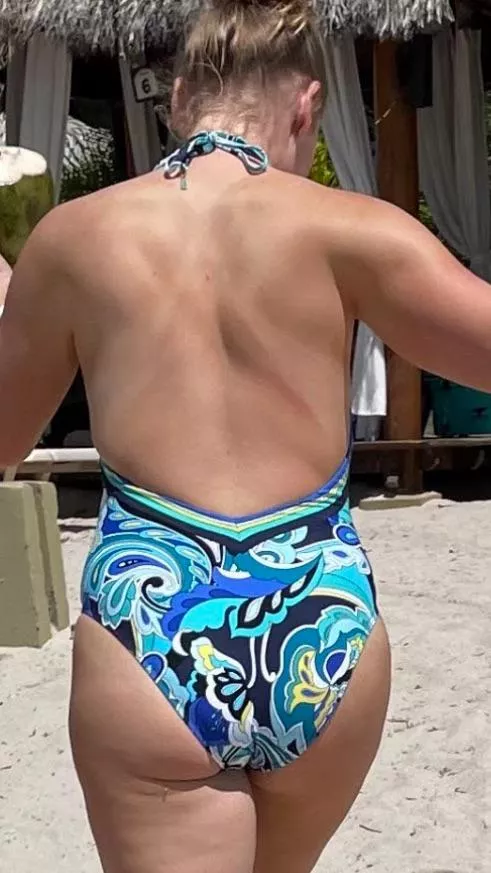 Who can I feed my wife fat ass to?