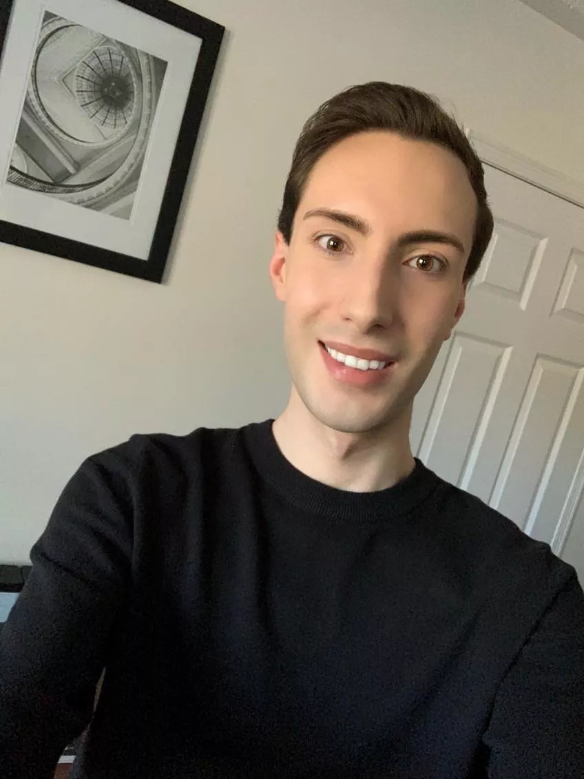 Wishing everyone a happy Monday!