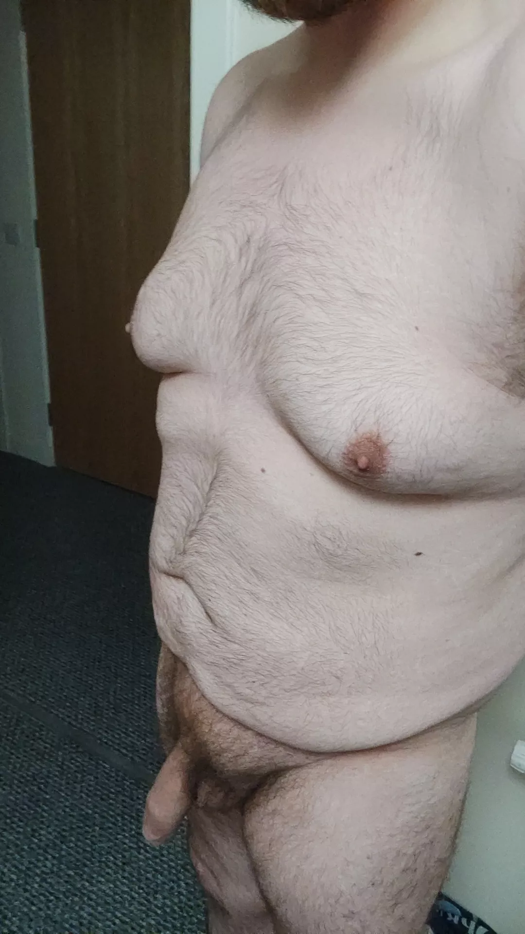 28 in UK, looking to stop this night being so boring