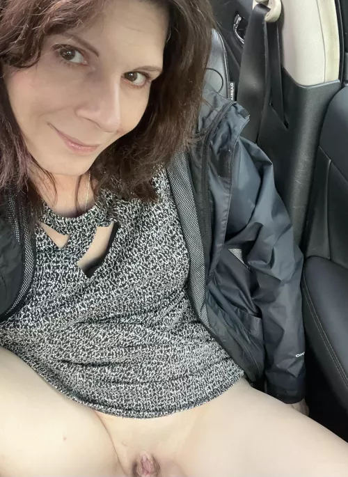 A quick flash should also bring a smile to your face as well (42F)
