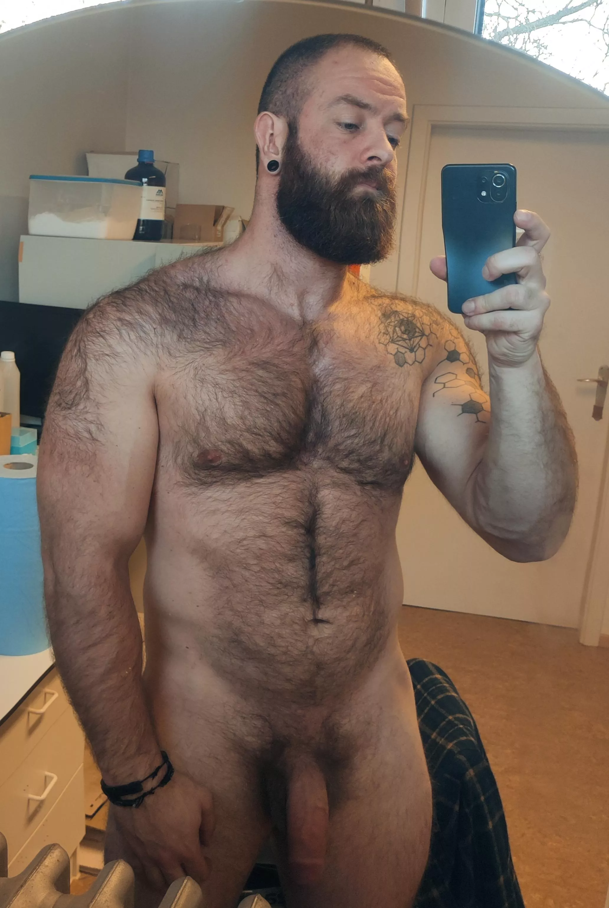 Beard is getting in winter length mode 🎅🐻