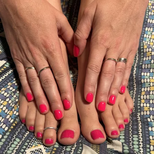 Carpet match the drapes?