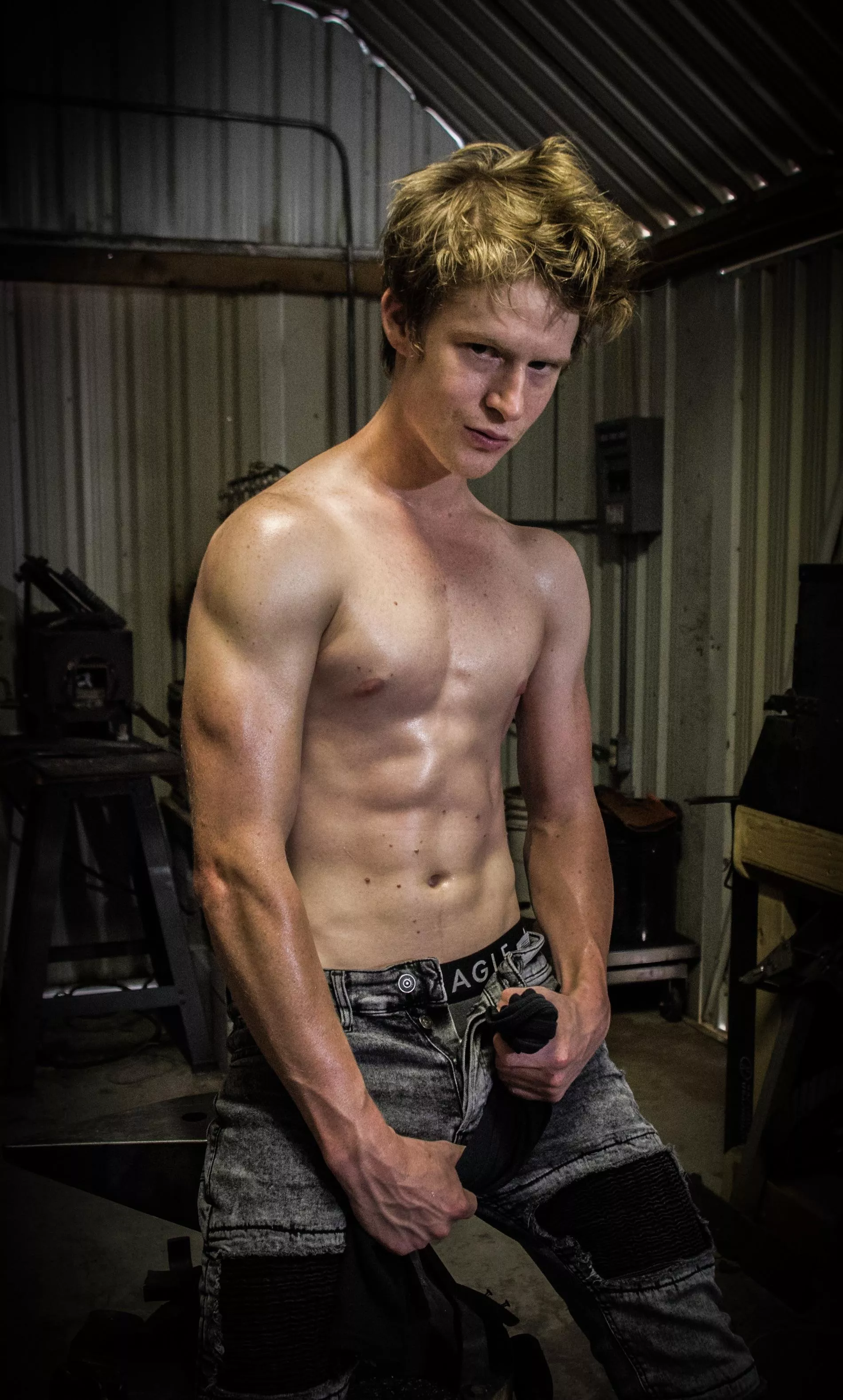 Do you already like oiled up blacksmiths? Or am I going to have to give you a crash course?