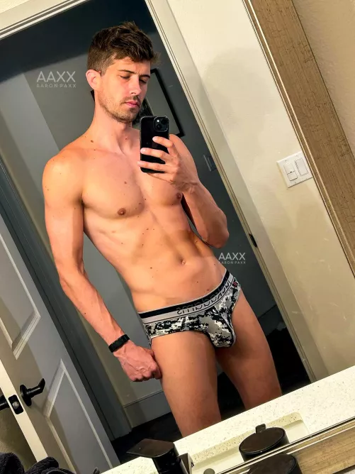 Do you like a little scruff and bulge?