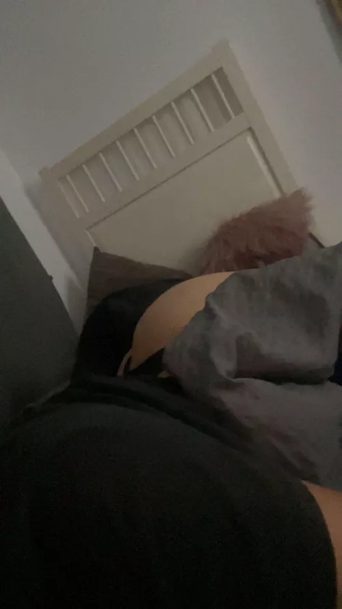 Do you want to eat my ass?