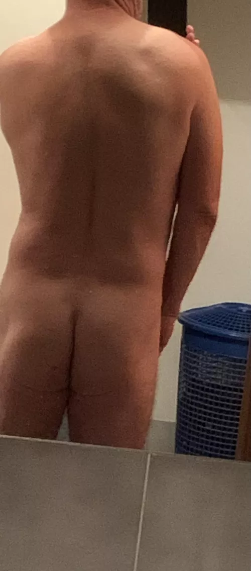 Does this lens make my but too big