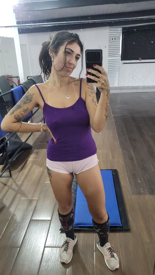 F34 - Starting my day working out