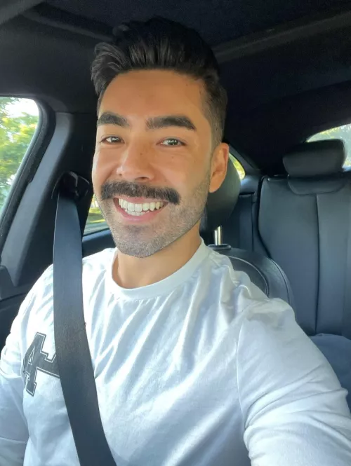 Happy Monday! ☀️