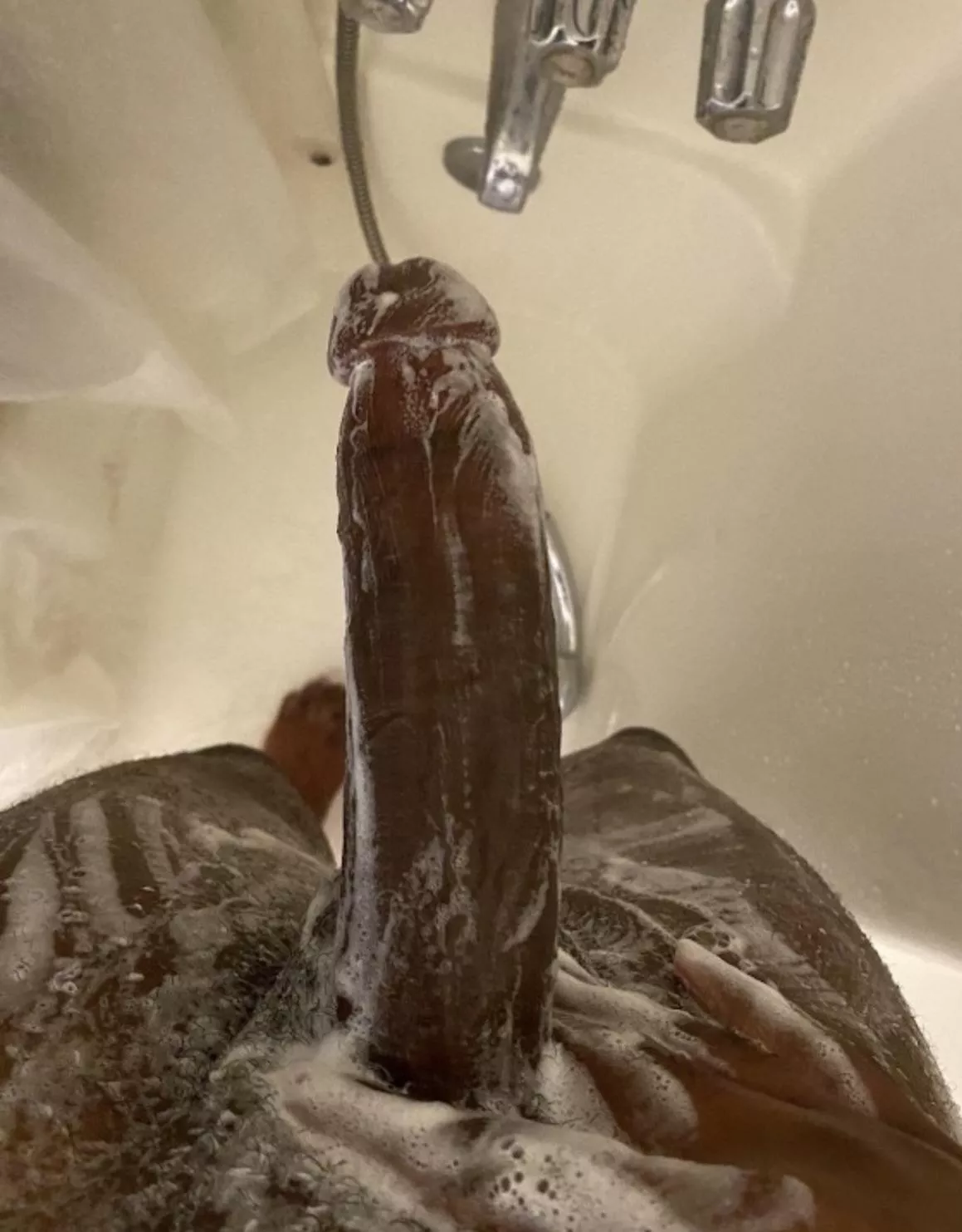 hmu to cum live hung and bbc